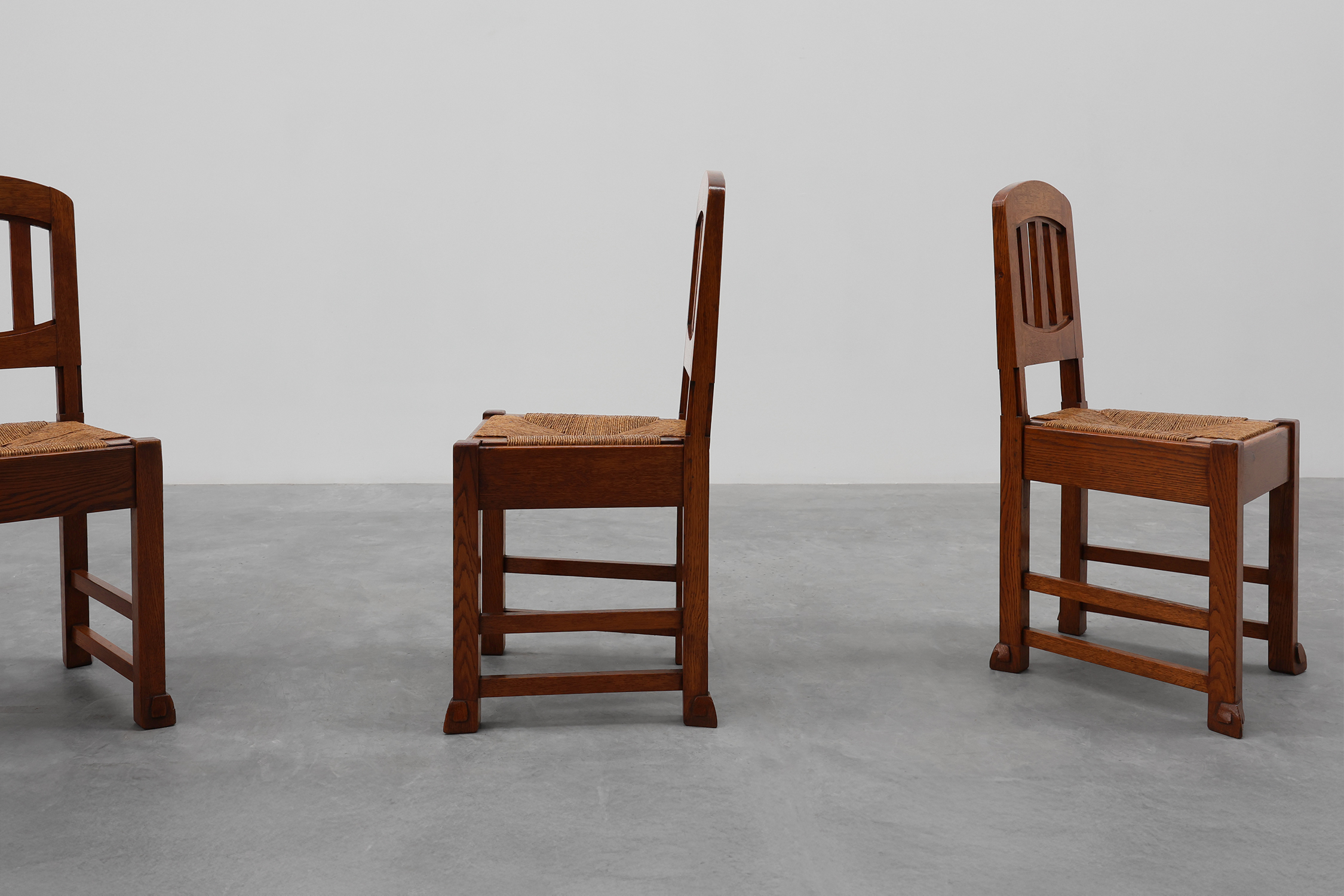 Set of 4 Early Art Deco Oak & Wicker Dining Chairs, Belgium, 1915 thumbnail